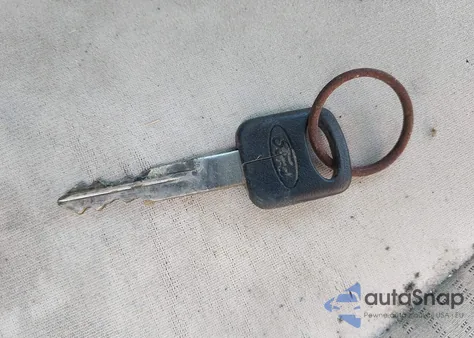 2007 Ford E-350 Super Duty Xl/Xlt z USA, uszkodzony, nr VIN 1FBNE31L27DA75677